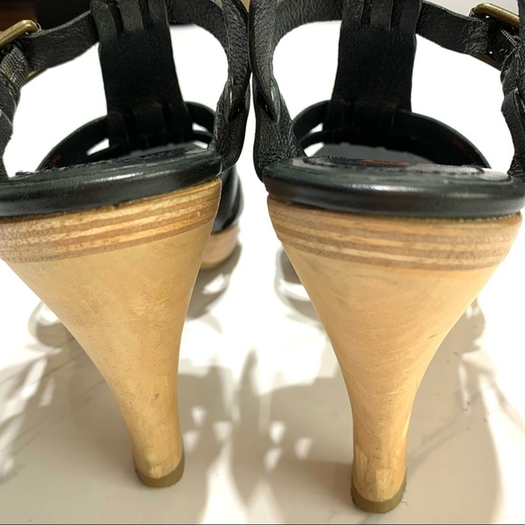 Michael Kors Black Leather Sandals US 7M - Picture 8 of 15